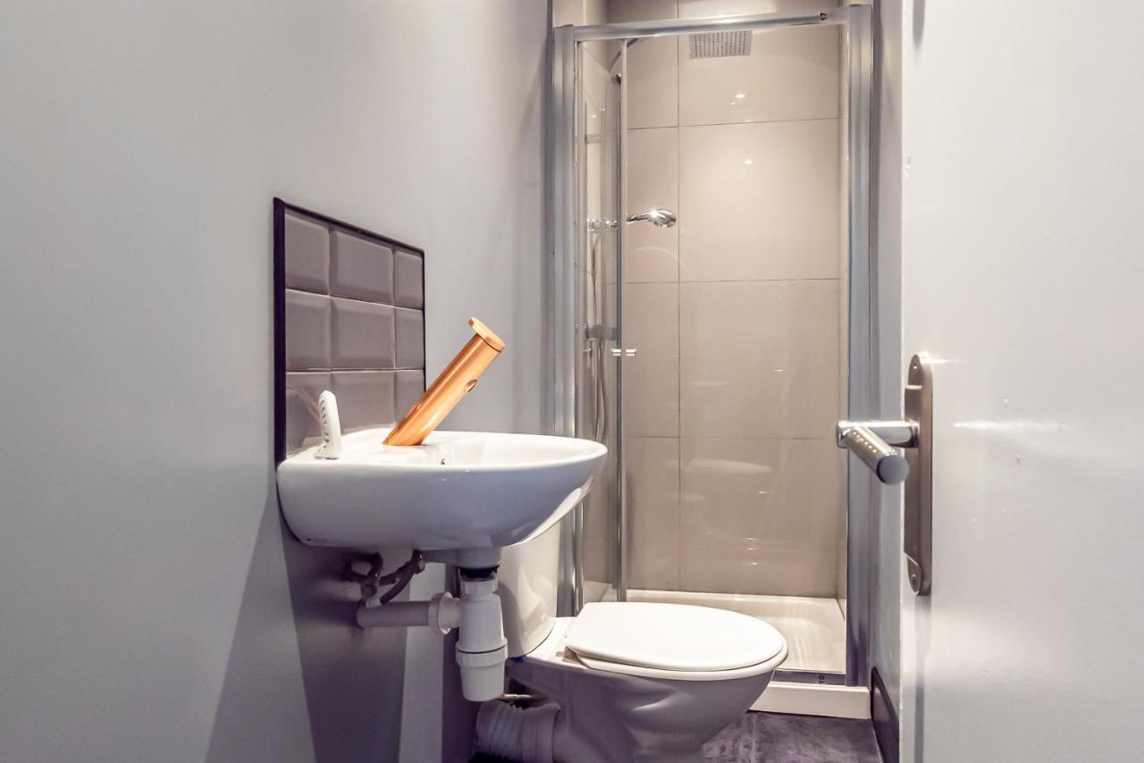 Shirley House 3, Guest House, Self Catering, Self Check In With Smart Locks, Use Of Fully Equipped Kitchen, Close To City Centre, Ideal For Longer Stays, Walking Distance To Bat, 20 Min Drive To Fawley Refinery, Excellent Transport Links Southampton Esterno foto